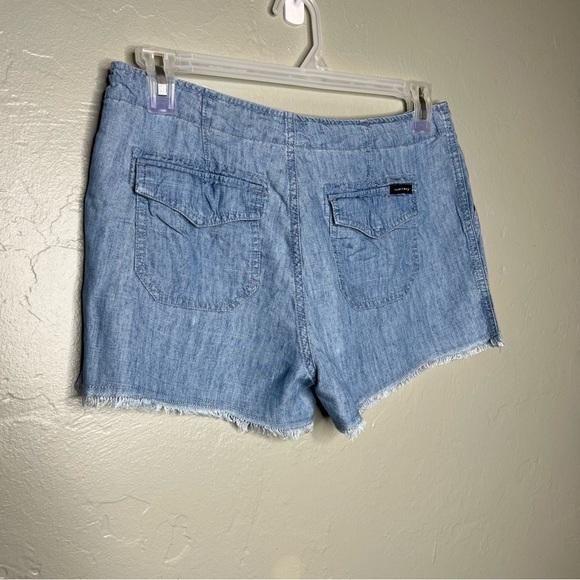 Sanctuary Chambray Playa drawstring Fray Hem Shorts - Picture 4 of 6